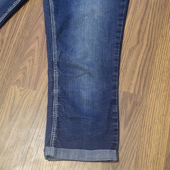 Amethyst Cropped Jeans Size 7 Mid Rise Dark Wash Stretch Denim B34 - Picture 3 of 9